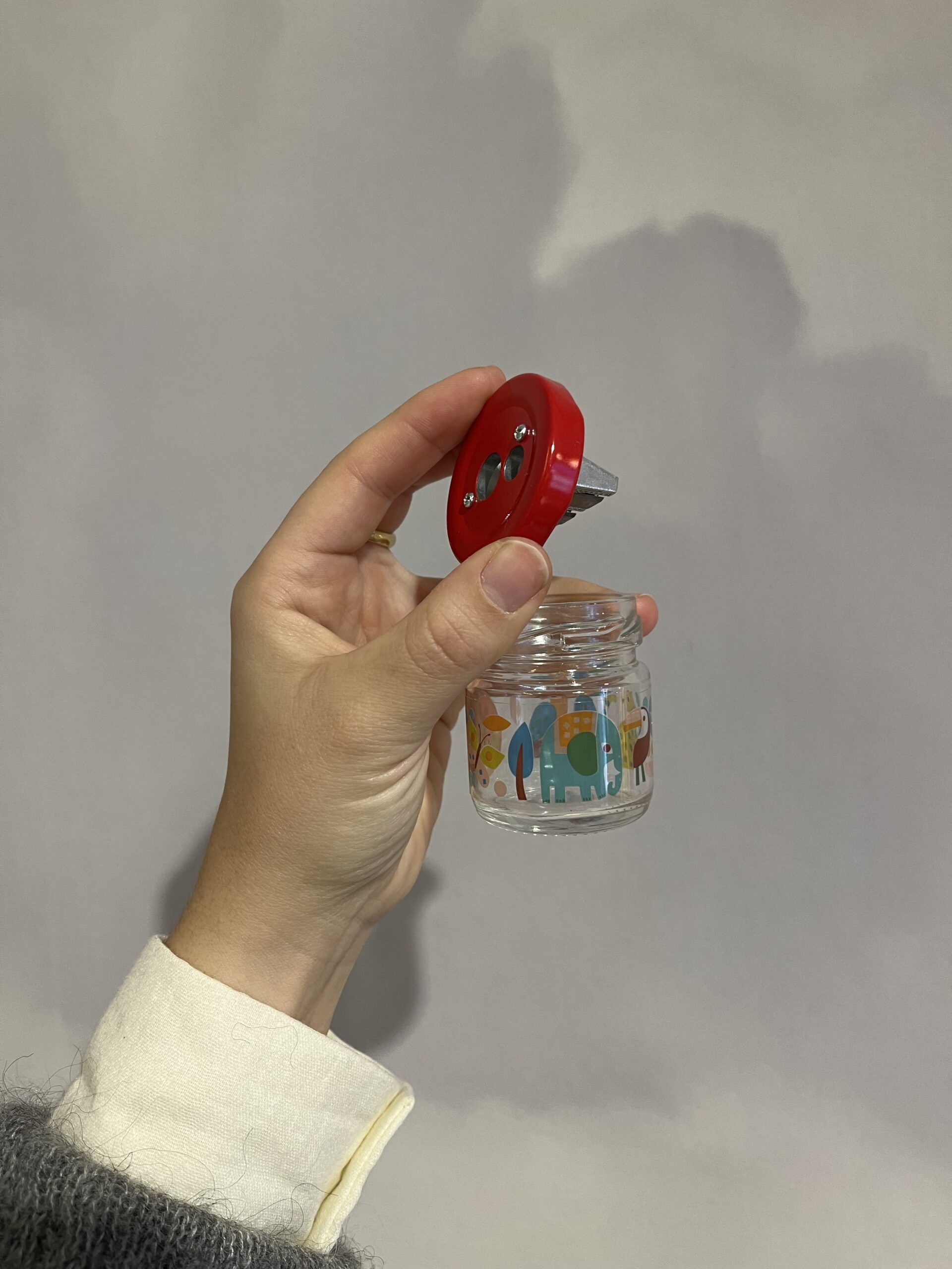 Taille-crayons en verre – Image 2