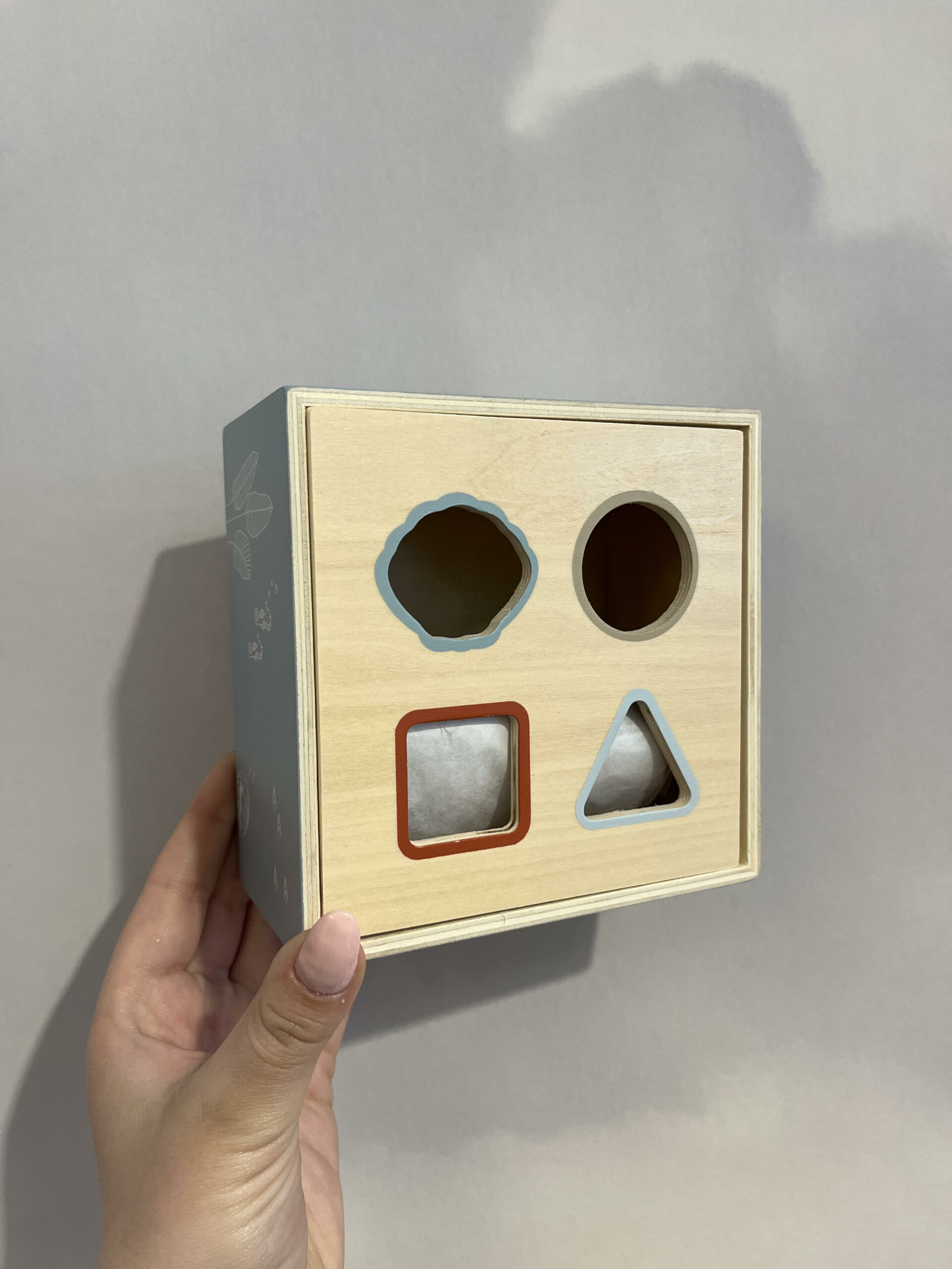 Boîte à formes en bois – Image 2